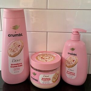 New! Bundle of 3 Dove x Crumbl Strawberry Crumb Cake Set wash soap scrub